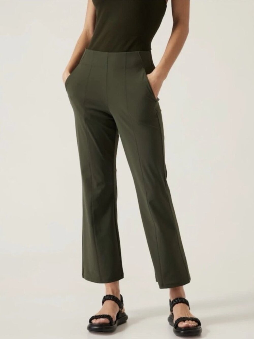 Athleta - Cosmic Kick Flare Pant 981485 | Size 6 | Aspen Olive Green